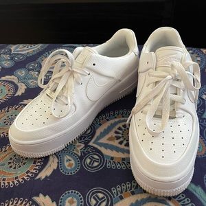 Nike Air Force 1 Sage Low